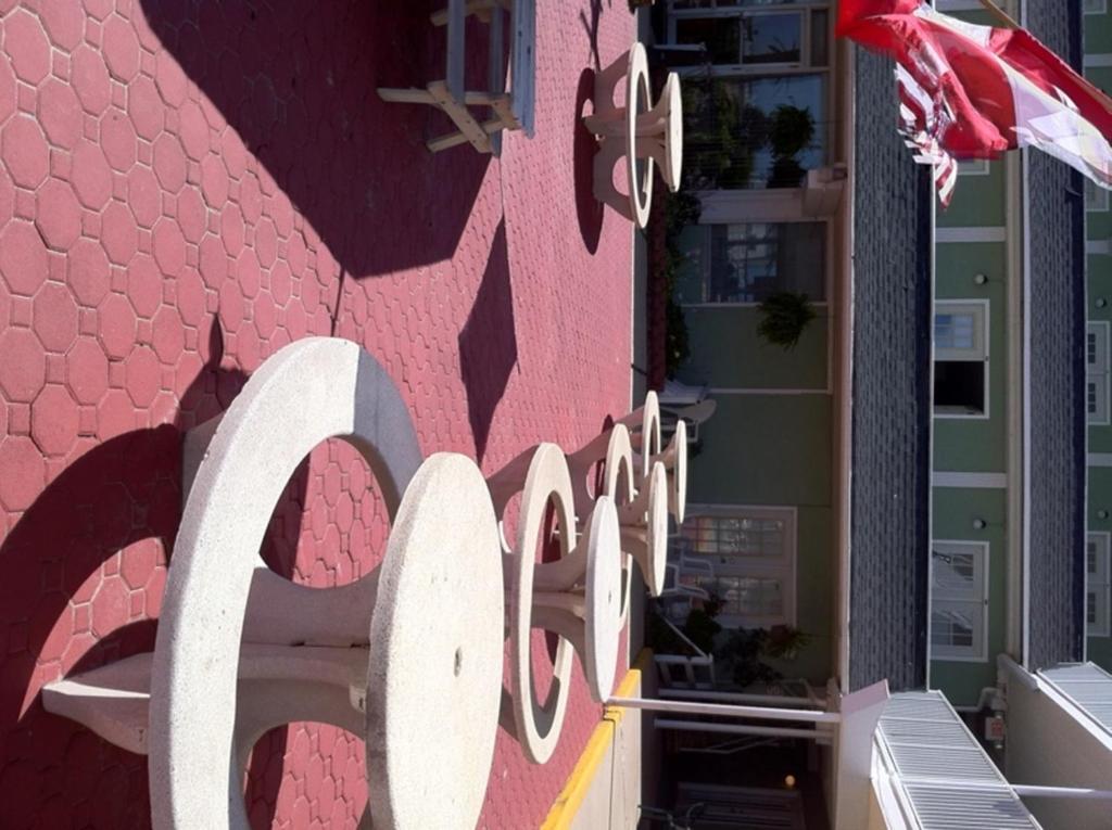 Singapore Motel - ワイルドウッド・クレスト エクステリア 写真